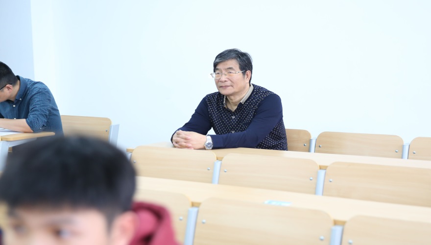 说明: https://www.zjtie.edu.cn/__local/1/DF/C0/03E3C18A23B0DFE10176F12BE7A_F897B7D6_E276.jpg